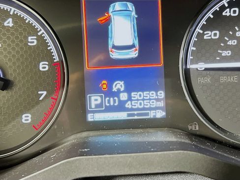 Used 2024 Subaru Forester AWD/4WD image 11