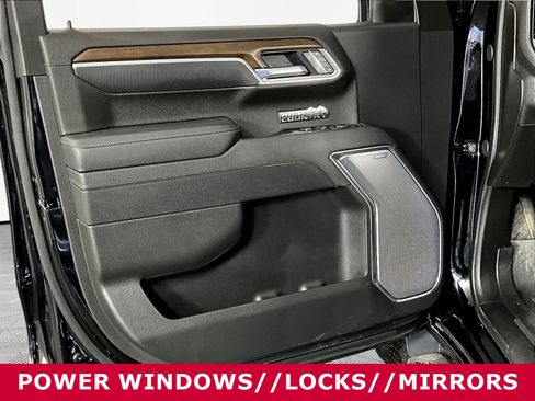 Used 2026 Chevrolet Silverado 1500 High Country w/ Technology Package AWD/4WD image 19