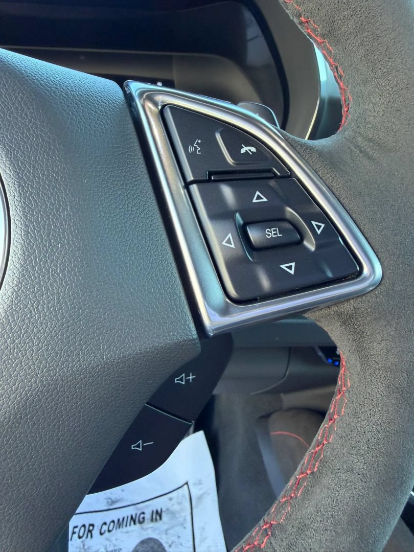 Used 2022 Chevrolet Camaro ZL1 RWD image 32