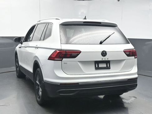 Used 2022 Volkswagen Tiguan SE image 6