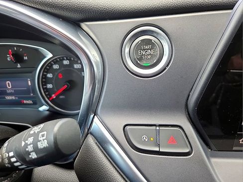 Used 2020 Chevrolet Blazer LT FWD image 21