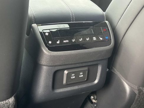 New 2026 INFINITI QX60 Sport image 18