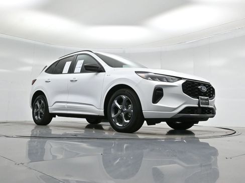 Certified 2023 Ford Escape ST-Line w/ Equipment Group 301A image 46