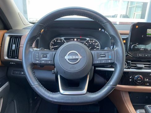 Certified 2023 Nissan Pathfinder Platinum w/ Cargo Package image 15