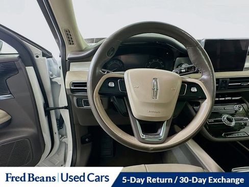 Certified 2021 Lincoln Corsair AWD w/ Premium Package image 13