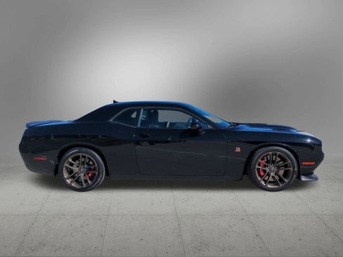 Used 2022 Dodge Challenger R/T Scat Pack w/ Dynamics Package image 7