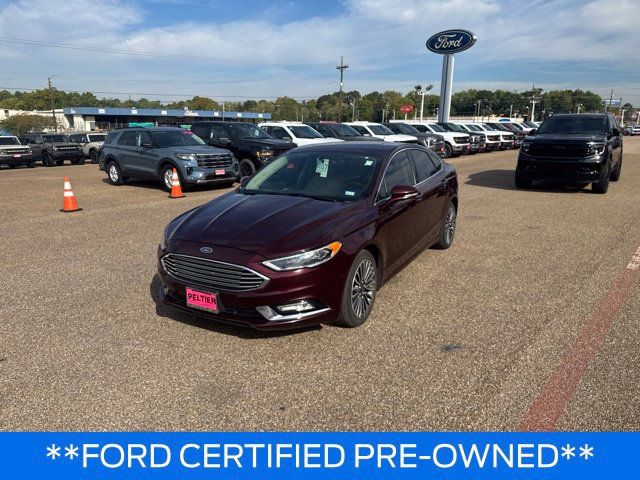 Used 2017 Ford Fusion SE w/ Fusion SE Technology Package FWD image 1