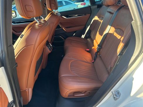 Used 2022 Maserati Levante Modena image 20