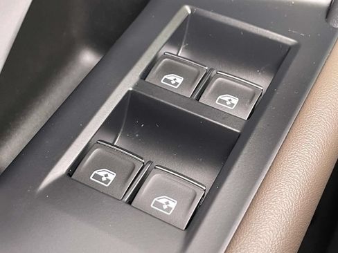 Certified 2025 Audi Q5 Premium w/ Premium Plus AWD/4WD image 37