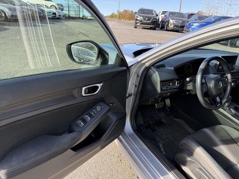 Used 2025 Honda Civic Sport image 21