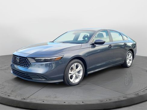 Certified 2024 Honda Accord LX image 3