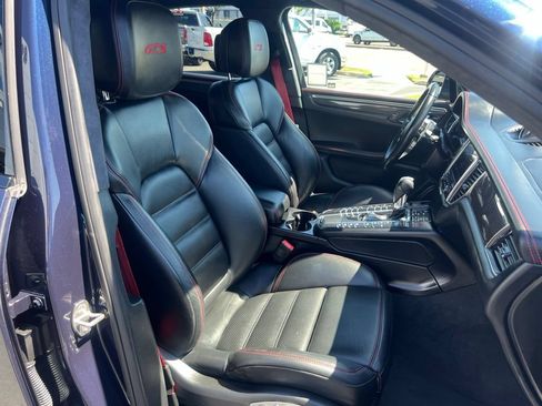 Used 2018 Porsche Macan GTS AWD/4WD image 39