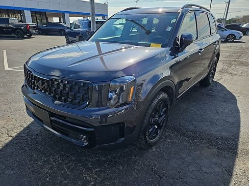 Used 2025 Kia Telluride SX Prestige X-Pro image 3