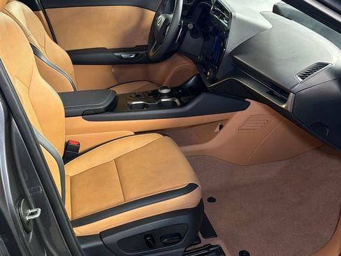 Certified 2025 Lexus RZ 450e w/ Technology Package image 9