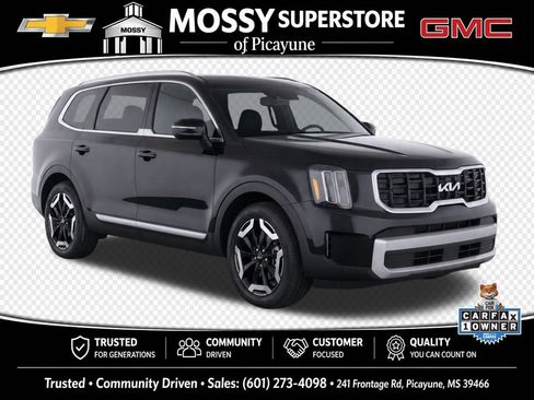 Used 2025 Kia Telluride S FWD image 2