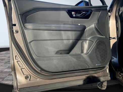 New 2025 Subaru Forester Limited image 19