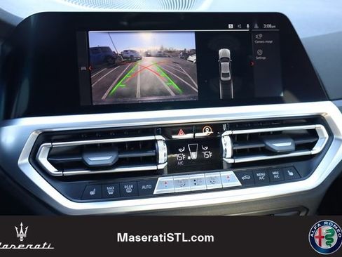 Used 2022 BMW 330i xDrive Sedan w/ Driving Assistance Package image 18