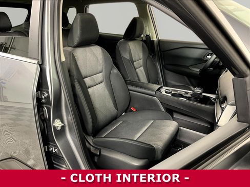 Certified 2026 Nissan Rogue SV AWD/4WD image 28