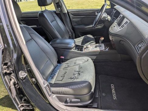 Used 2011 Hyundai Genesis 3.8 w/ Technology Pkg 4 image 40