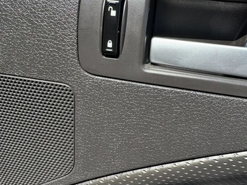 Used 2006 Ford Mustang GT Premium RWD image 62