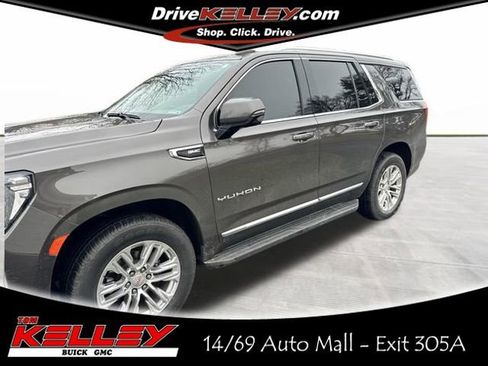 Used 2021 GMC Yukon SLT w/ SLT Premium Package image 1