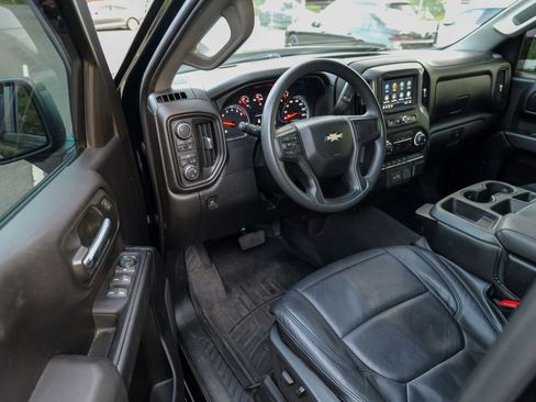 Used 2023 Chevrolet Silverado 1500 Custom AWD/4WD image 19