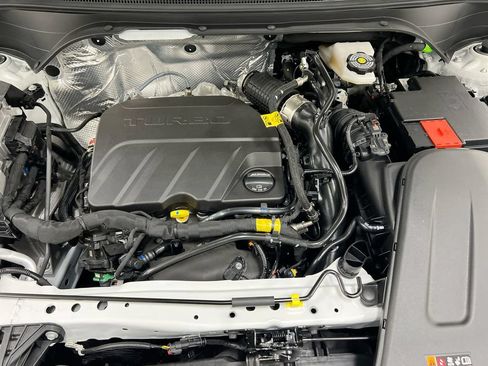 Used 2024 Buick Envista Preferred w/ Convenience I Package FWD image 24