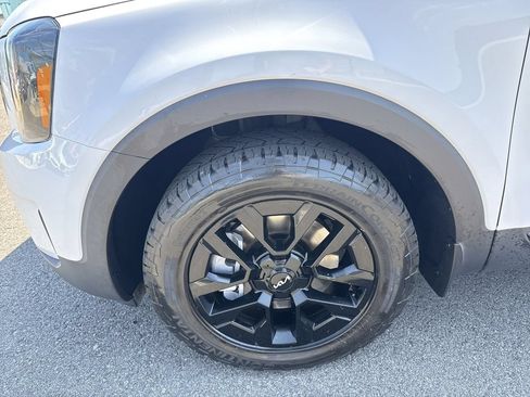 Used 2024 Kia Telluride SX Prestige X-Pro AWD/4WD image 16