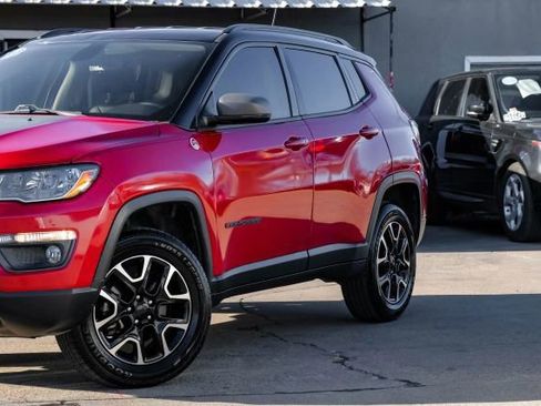 Used 2019 Jeep Compass Trailhawk image 6