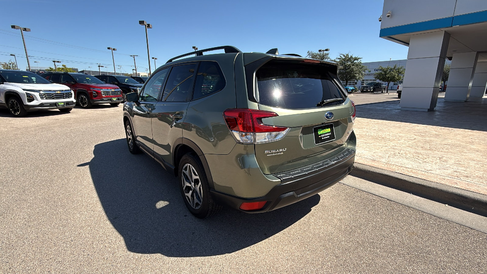 Used 2021 Subaru Forester Premium w/ Popular Package #1 AWD/4WD image 4