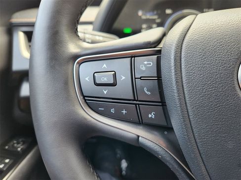 Used 2023 Lexus UX 250h FWD w/ Premium Package image 28