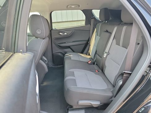 Used 2025 Chevrolet Blazer LT AWD/4WD image 14