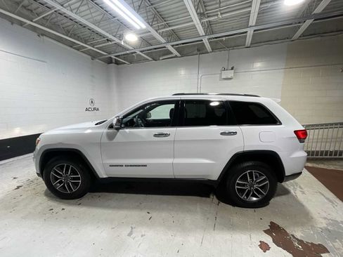 Used 2019 Jeep Grand Cherokee Limited AWD/4WD image 3