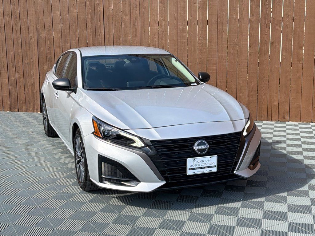 Used 2026 Nissan Altima 2.5 SV FWD image 10
