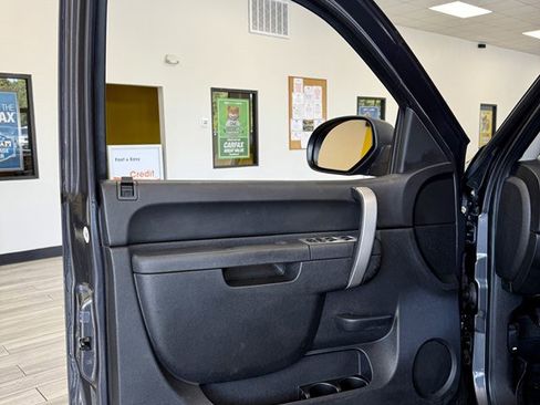 Used 2011 GMC Sierra 1500 SLE w/ Power Tech Package image 14