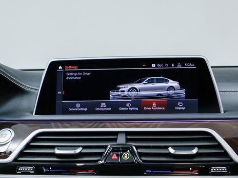 Used 2020 BMW ALPINA B7 xDrive w/ Luxury Rear Seating Package image 48