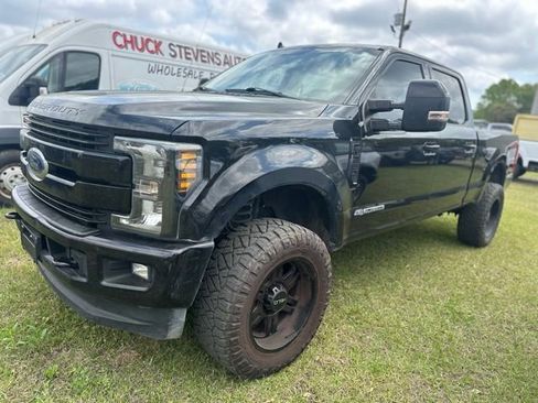 Used 2019 Ford F250 Lariat image 11