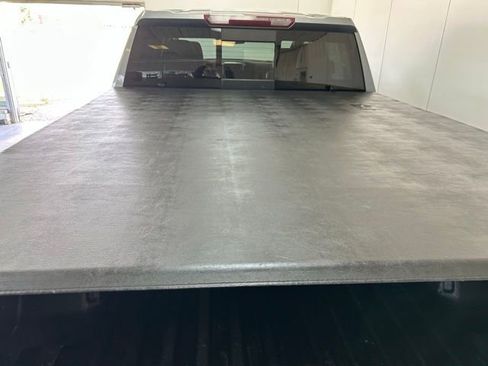 Used 2019 Chevrolet Silverado 1500 LT Trail Boss AWD/4WD image 9