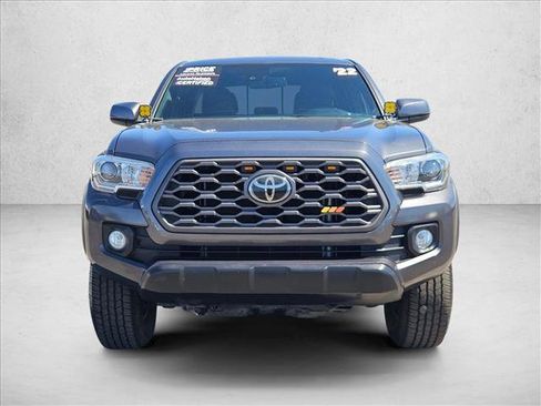 Used 2022 Toyota Tacoma TRD Off-Road w/ Technology Package RWD image 2
