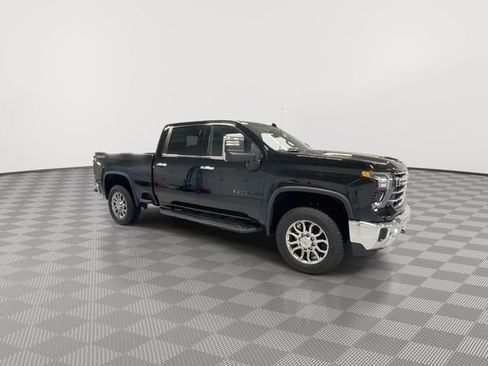 New 2026 Chevrolet Silverado 3500 LTZ w/ LTZ Convenience Package image 13
