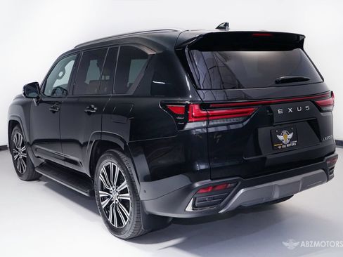 Used 2026 Lexus LX 700h Luxury AWD/4WD image 6