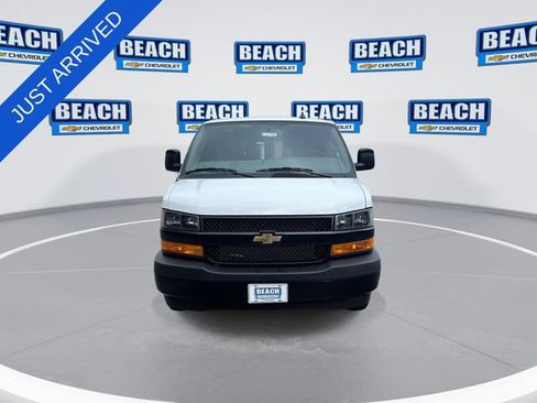 New 2026 Chevrolet Express 3500 Extended w/ Driver Convenience Package RWD image 3