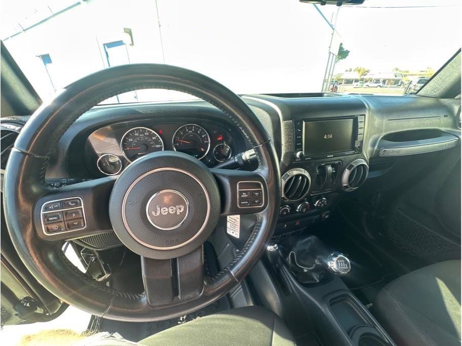 Used 2016 Jeep Wrangler Sport w/ Quick Order Package 23S AWD/4WD image 18