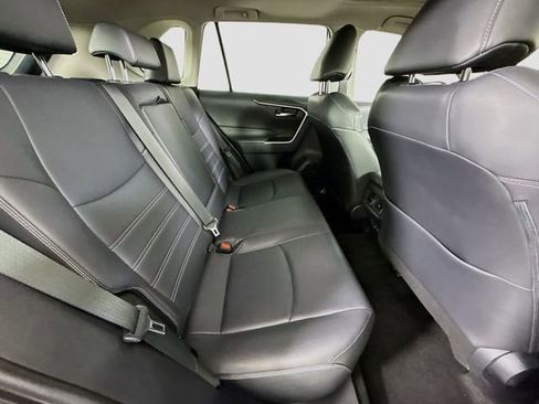 Certified 2019 Toyota RAV4 XLE Premium w/ Carpet Mat Package FWD image 28