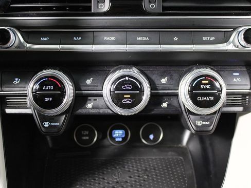 Used 2023 Genesis G70 2.0T w/ Sport Prestige Package image 13