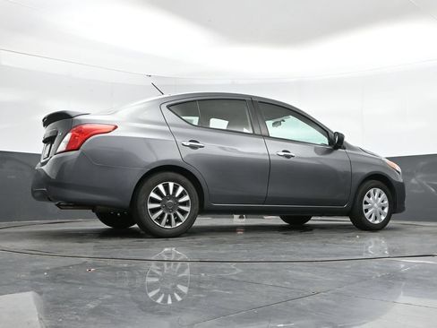 Used 2019 Nissan Versa SV FWD image 41