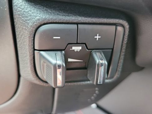 Used 2025 Dodge Durango GT AWD/4WD image 28