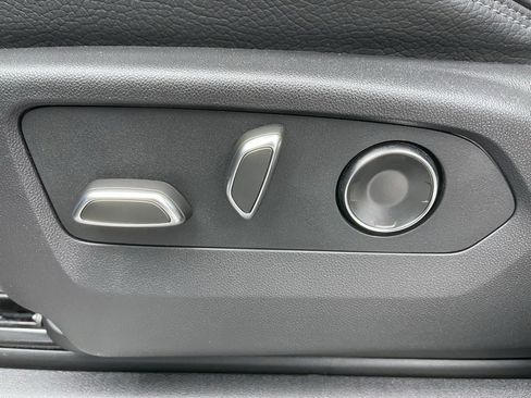 Used 2024 GMC Sierra 1500 Denali w/ Denali Reserve Package image 13