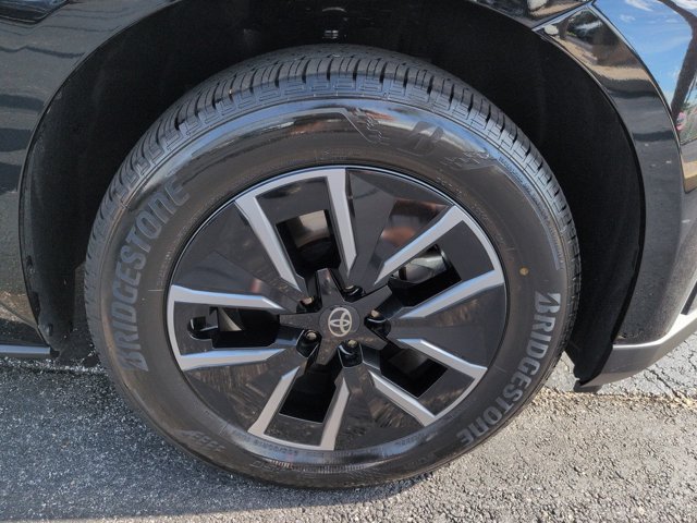 Used 2026 Toyota bZ FWD image 11