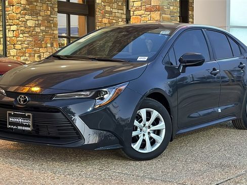 New 2026 Toyota Corolla LE image 34